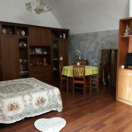 شقة Casa Vacanza Mary سانتيرامو إن كولي الغرفة الصورة